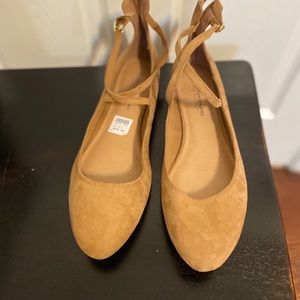 Tan Flats
